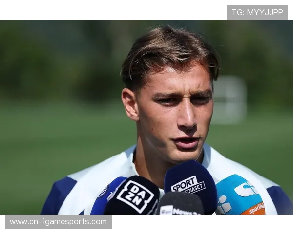 国米三叉戟战术成型,劳塔罗-埃斯波西托连线高效 国米三叉戟战术成型,劳塔罗-埃斯波西托连线高效